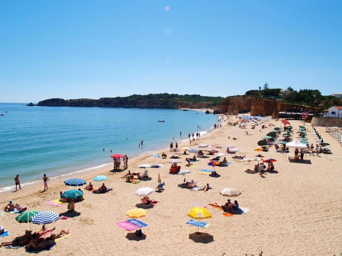 3 Bedrooms At 700 M Away From The Beach With View Terrace And Wifi * Albufeira