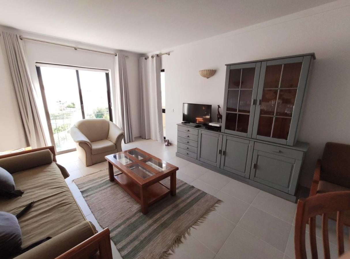 Charming & Modern Poente With Double Pool