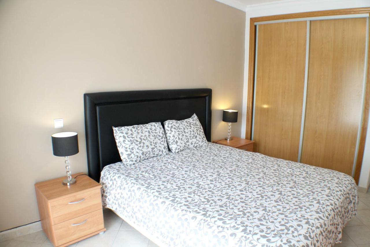 2 Bedrooms With Shared Pool Enclosed Garden And Wifi At 5 Km Away From The