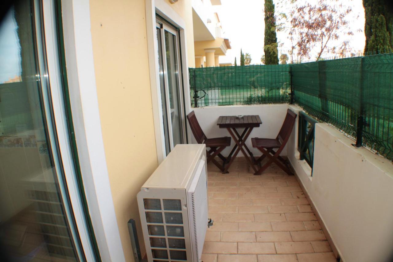 Apartment 2 Bedrooms With Shared Pool Enclosed Garden And Wifi At 5 Km Away From The