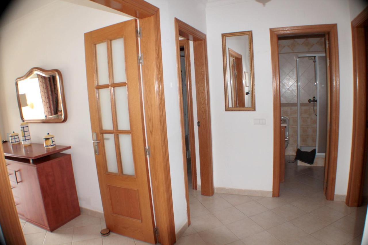 Apartment 2 Bedrooms With Shared Pool Enclosed Garden And Wifi At 5 Km Away From The *