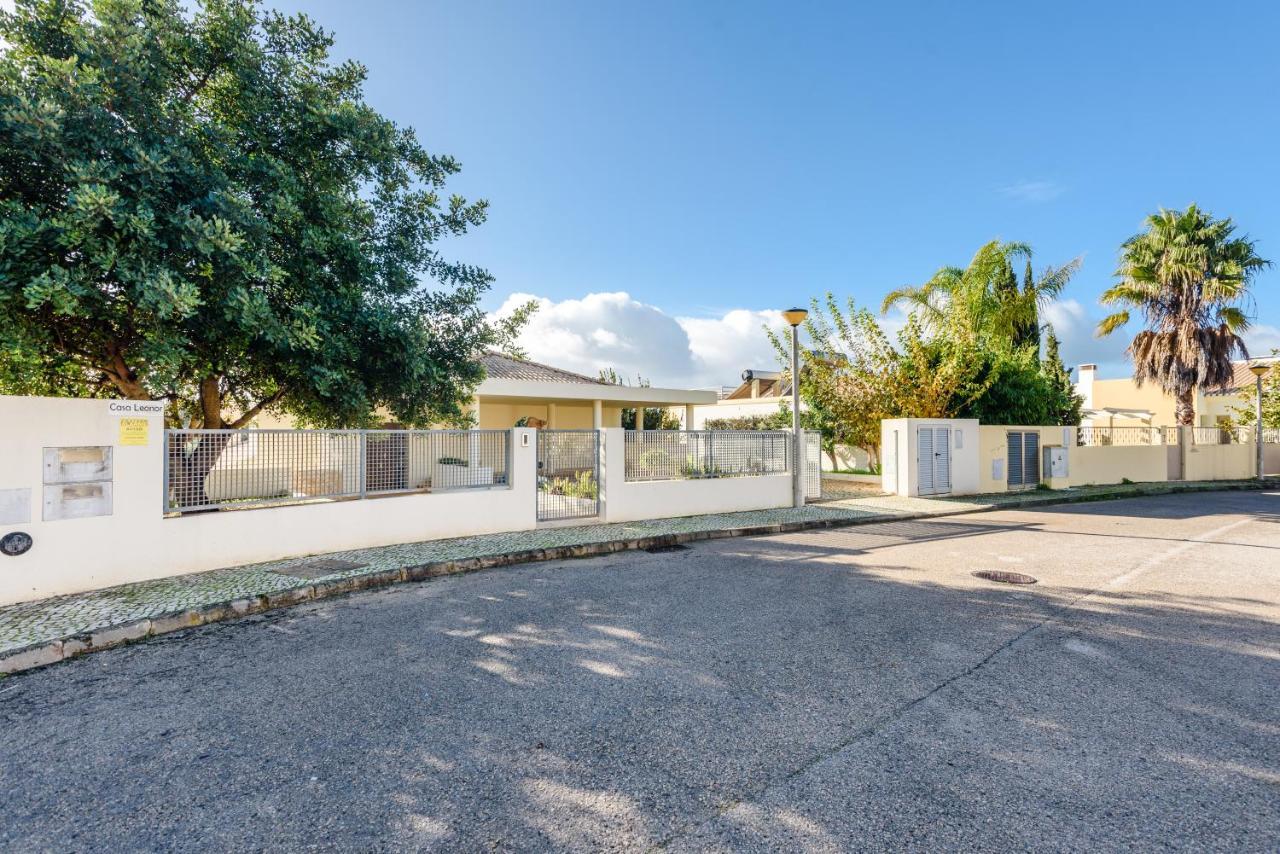 Rosemary - Surf And Beach Villa Albufeira
