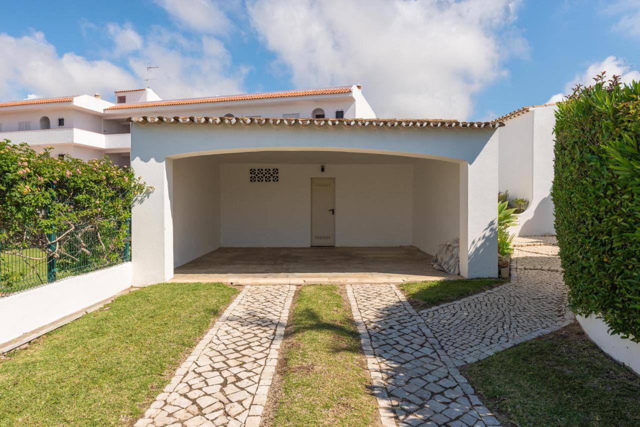 Holiday home Oura Family House *