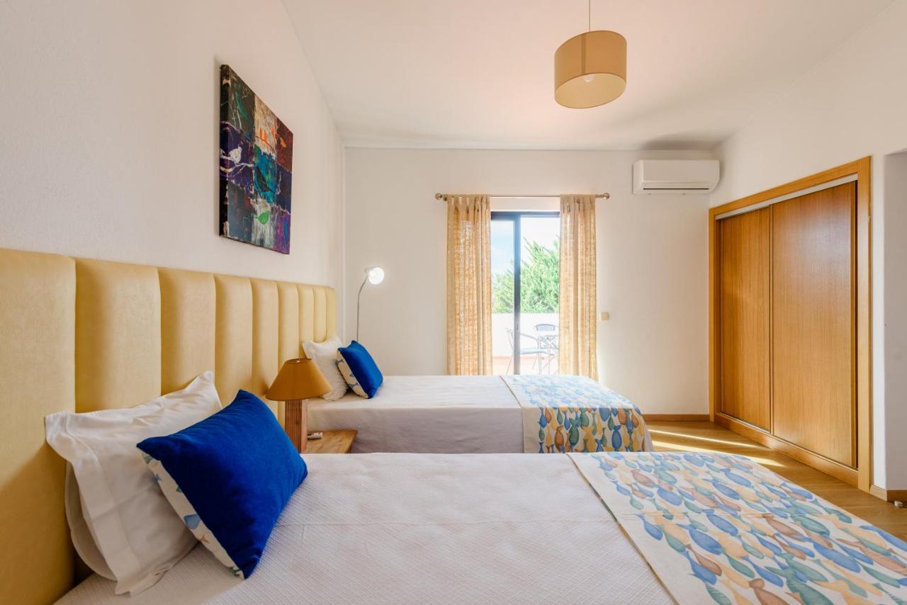 Protea - 5 Bedroom, Beach, Air-con, Wifi *