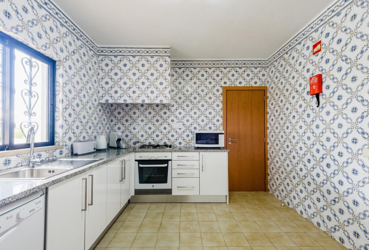 Protea - 5 Bedroom, Beach, Air-con, Wifi Vakantiehuis