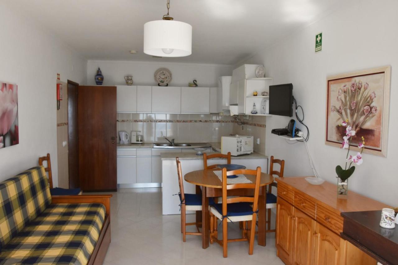Apartment Encosta Do Mar