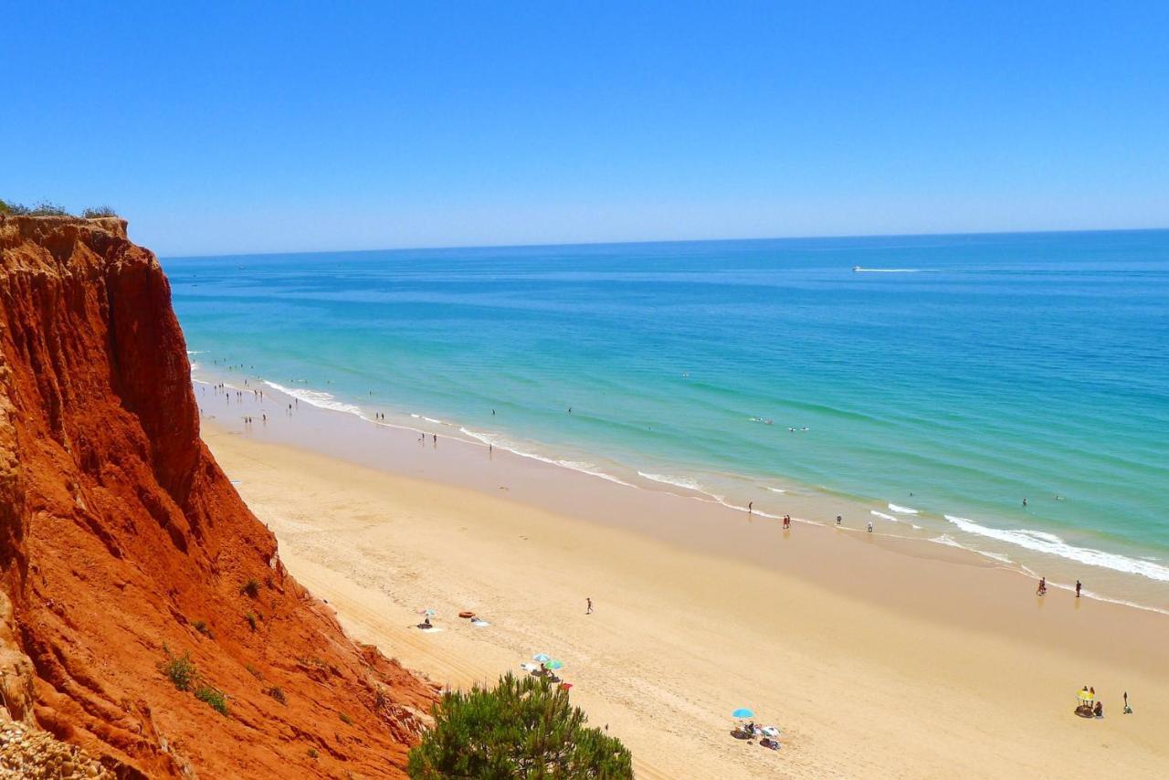 2 Bedrooms At 500 M Away From The Beach With Shared Pool Furnished Balcony And Wifi * Albufeira