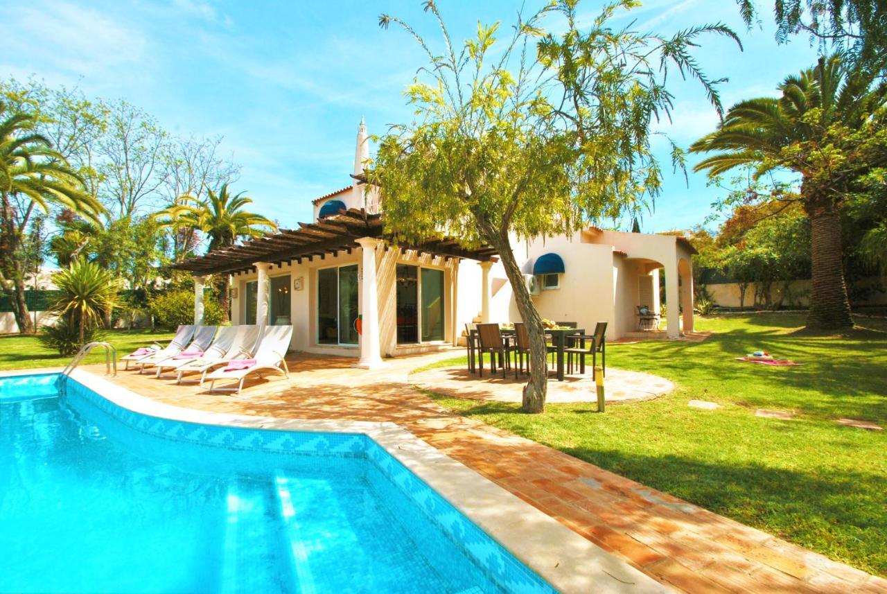 Villa Bogota By Algarve Vacation *