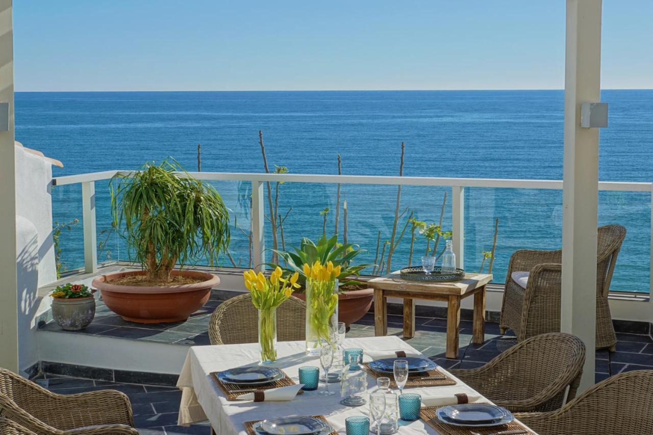 Villa Casa Latino - Oceanfront - Luxury & Charming Villa- Jacuzzi At Rooftop By Dreamvillasalbufeira