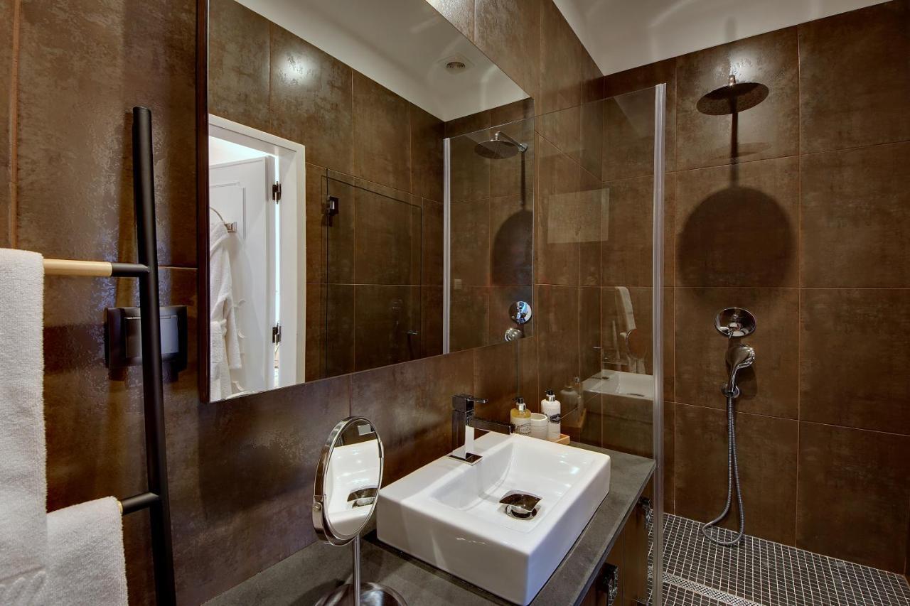 Casa Latino - Oceanfront - Luxury & Charming Villa- Jacuzzi At Rooftop By Dreamvillasalbufeira