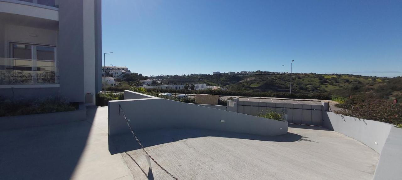 Albufeira Beach Apartment * Albufeira