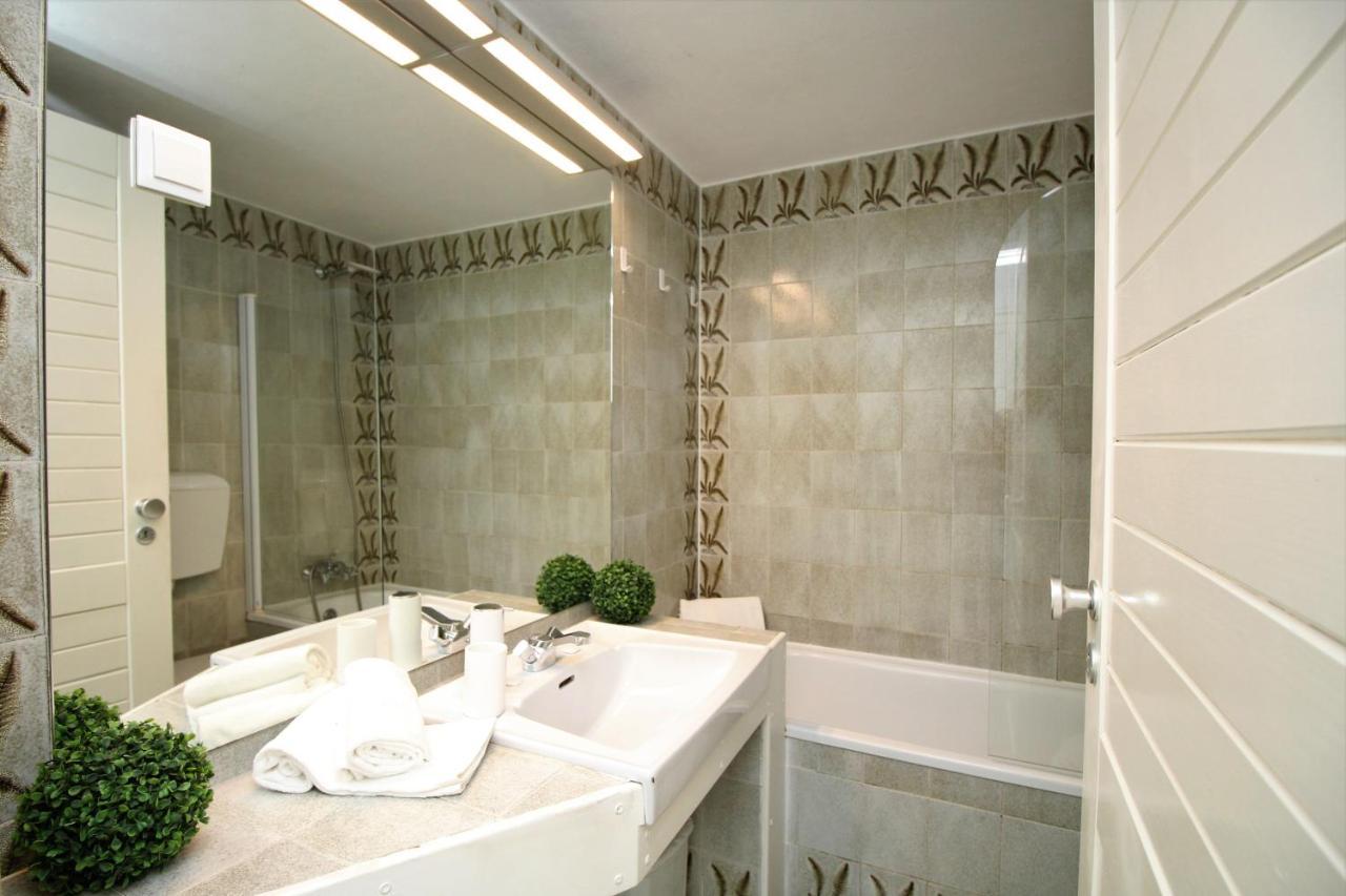 White Light Apartment