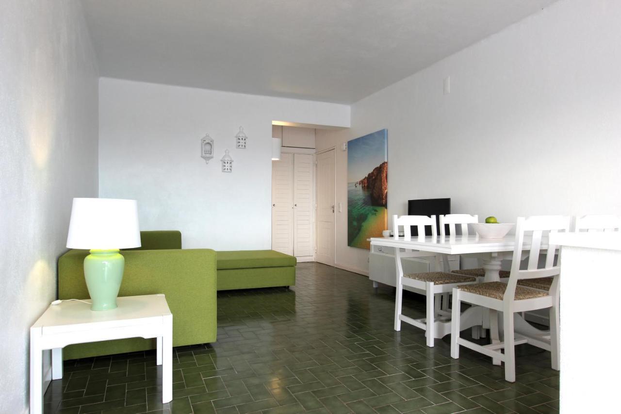 Apartment White Light *