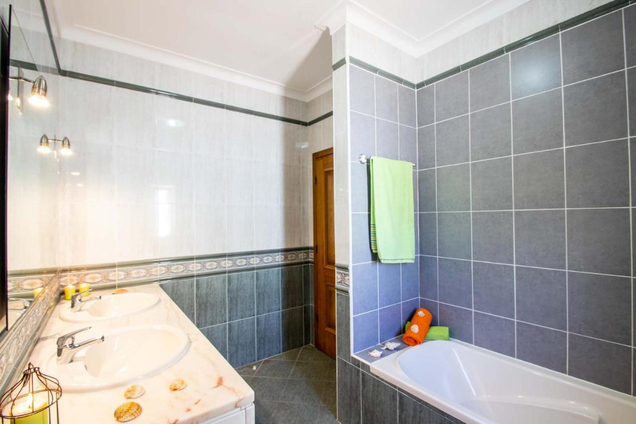 Boracay By Algarve Vacation Villa Albufeira