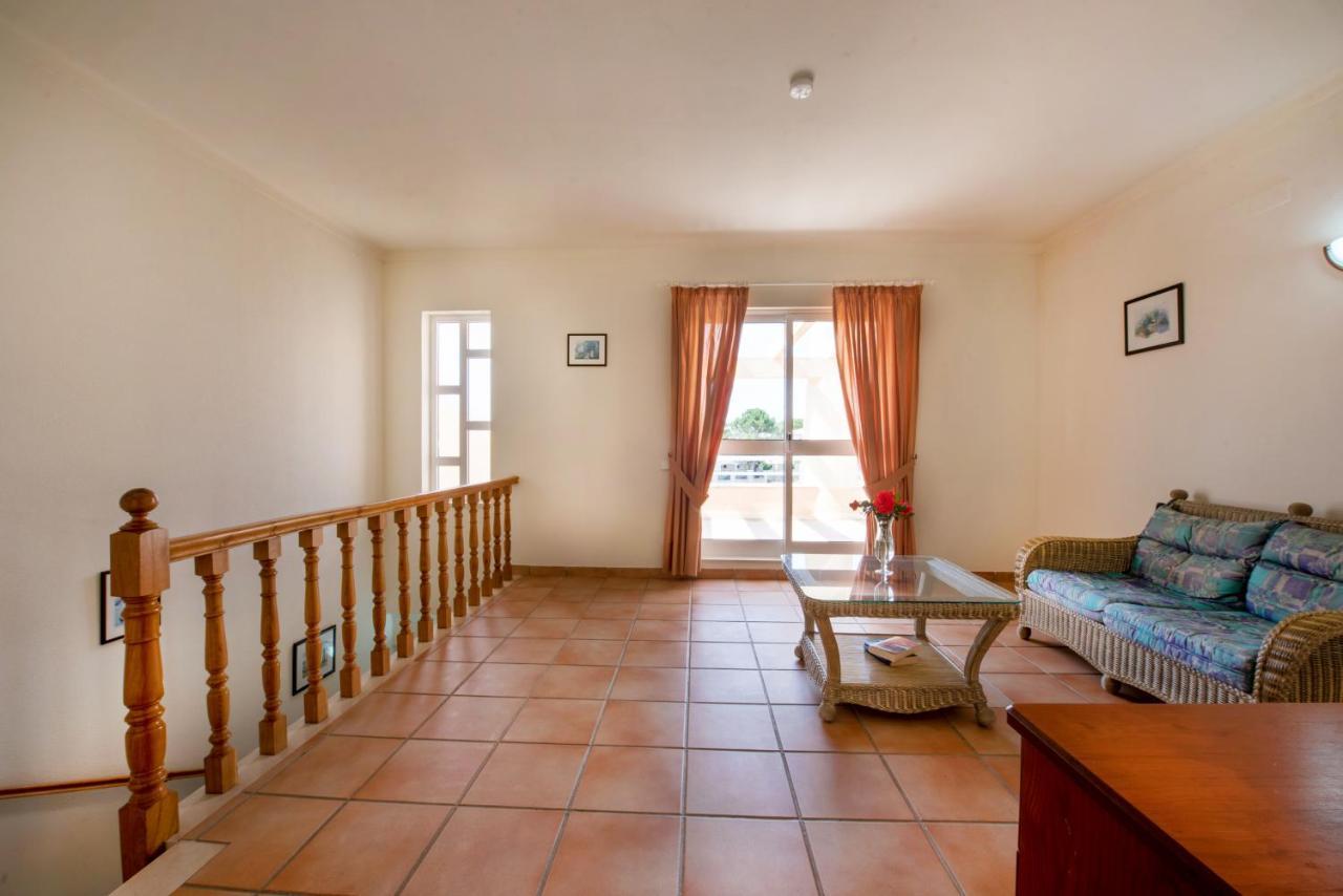 Pinhal Da Falesia Villa