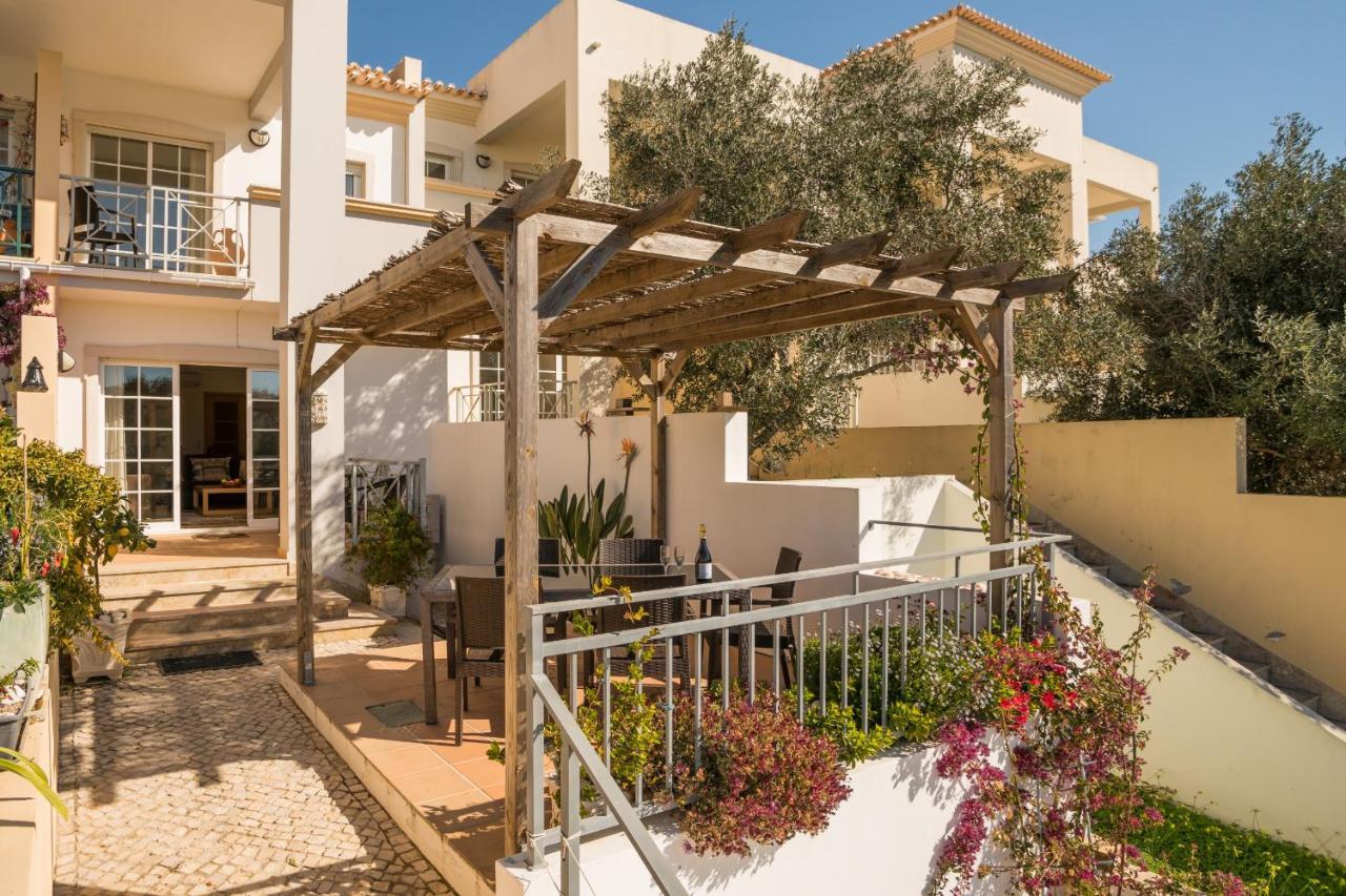 Charming Family Townhouse In Albufeira, Algarve