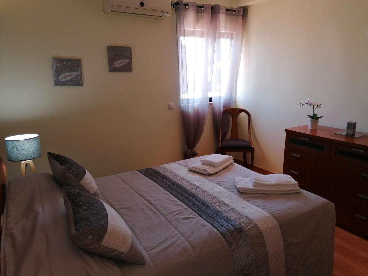 Bel Appartement: Coeur D'albufeira Près De Oura Albufeira