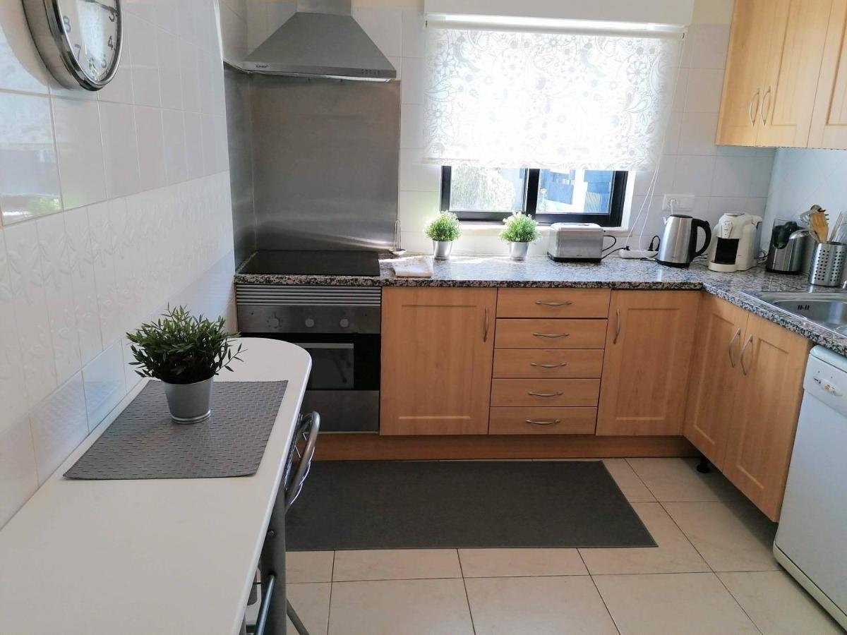 Bel Appartement: Coeur D'albufeira Près De Oura * Albufeira