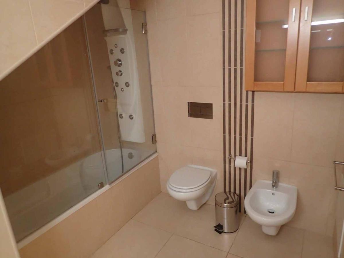 Miramar, 20 Meters From The Beach, Sea View & Pool Apartment *