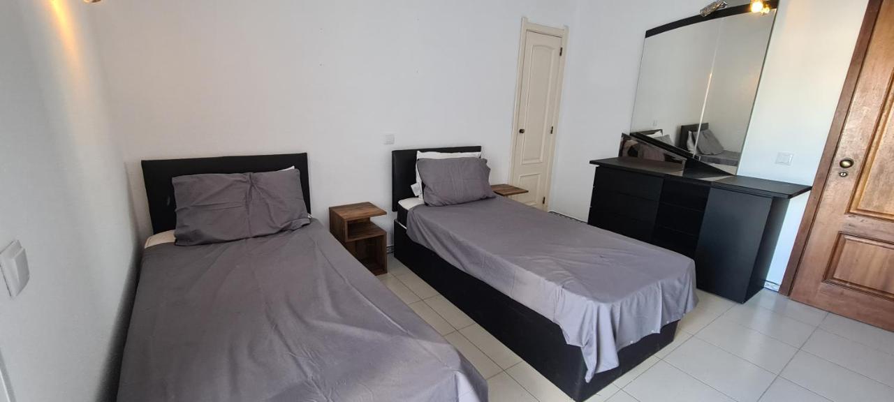 402 - Oura - 2 Bedroomed - Sea View Apartamento