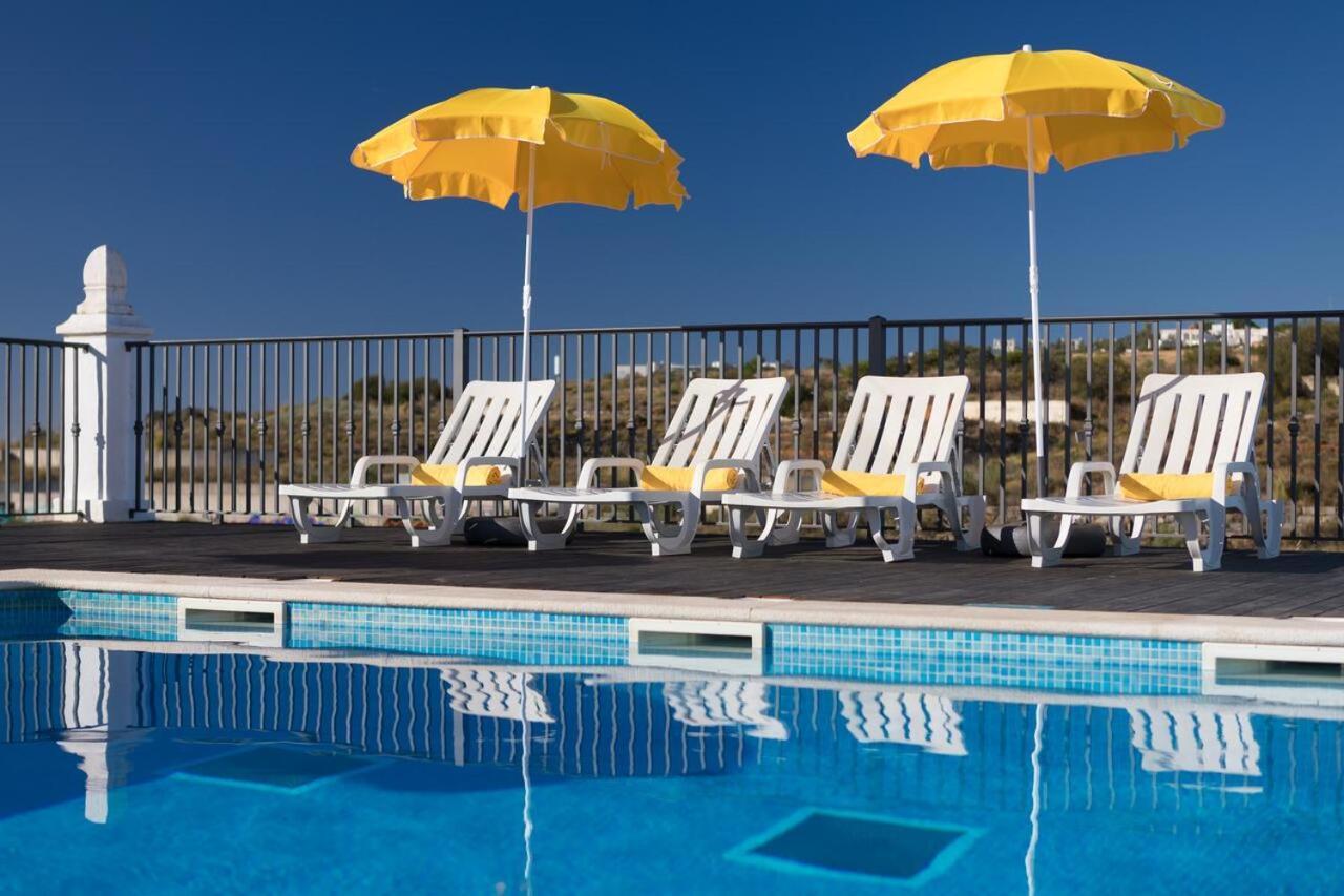 Sunny Oasis With Pool * Albufeira