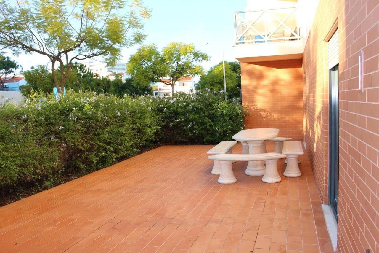 Charming 3-bed In Apartamento *