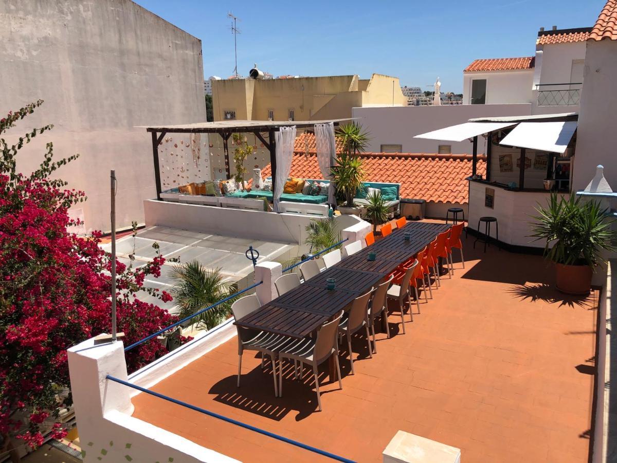 Orange Terrace Hostel *