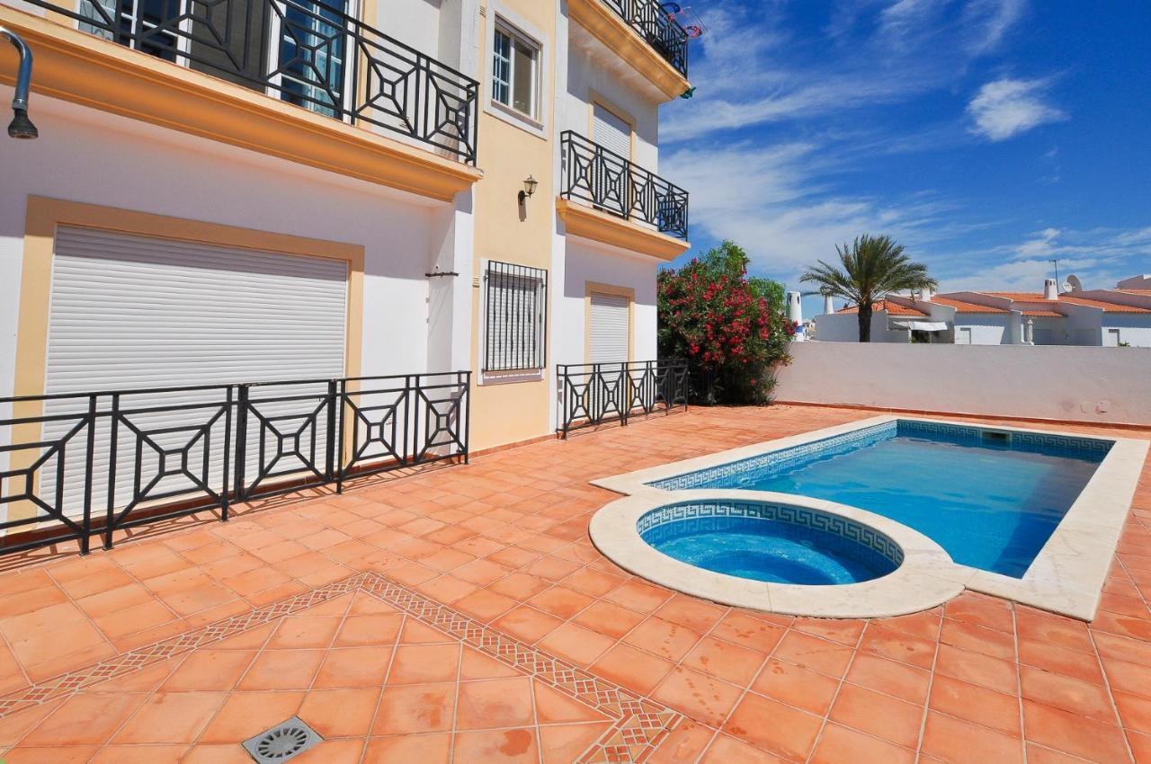 Oura Sea View By Ocvillas Apartment