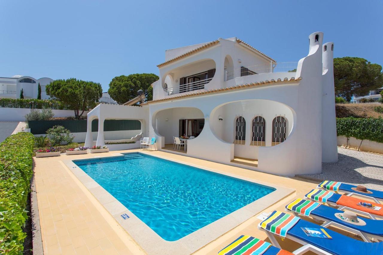 Medeira By * Albufeira