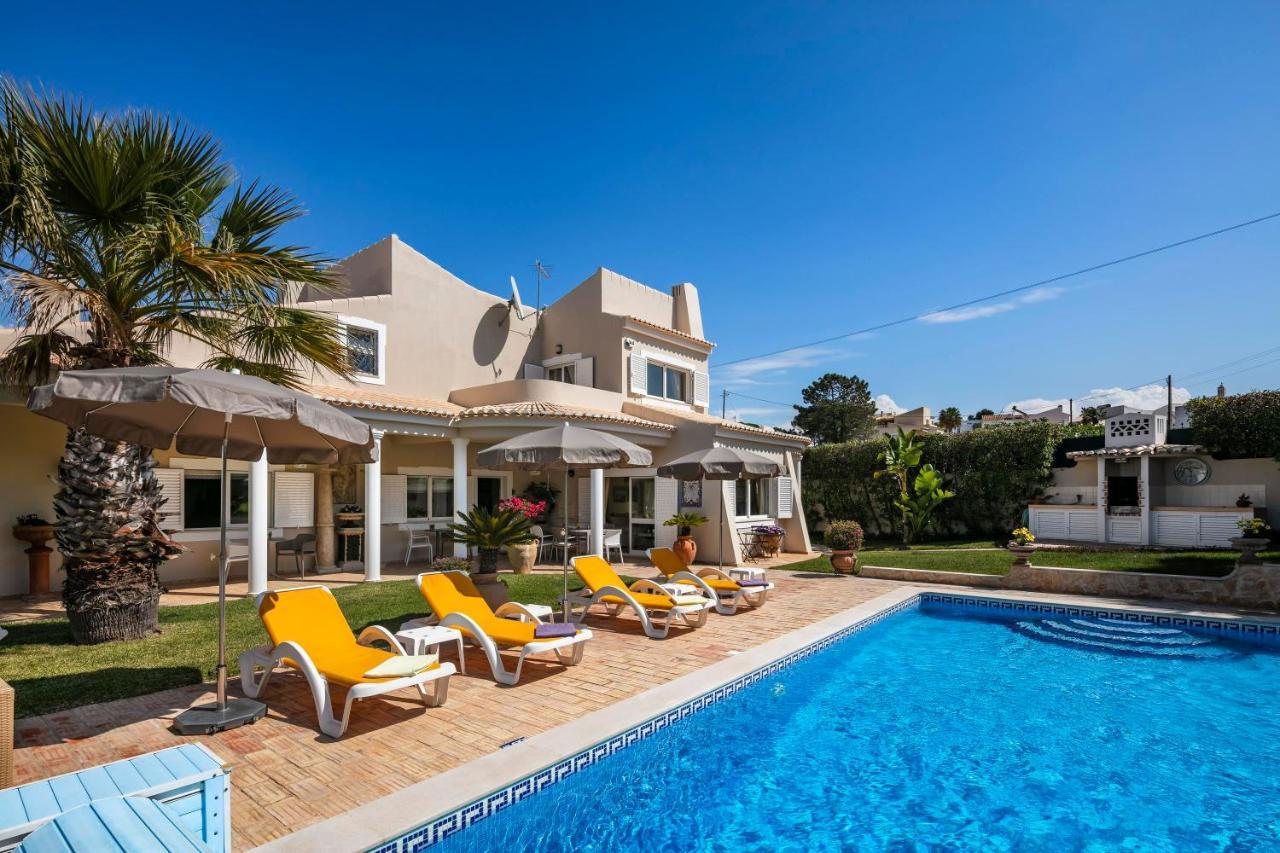 Quintus Court Villa *