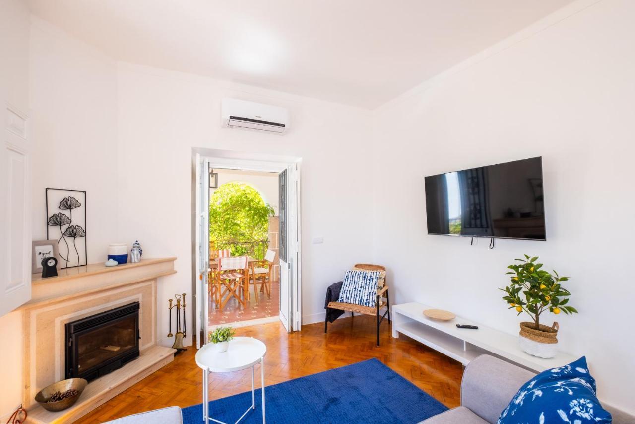 #049 Lemon By Holidays Apartment *