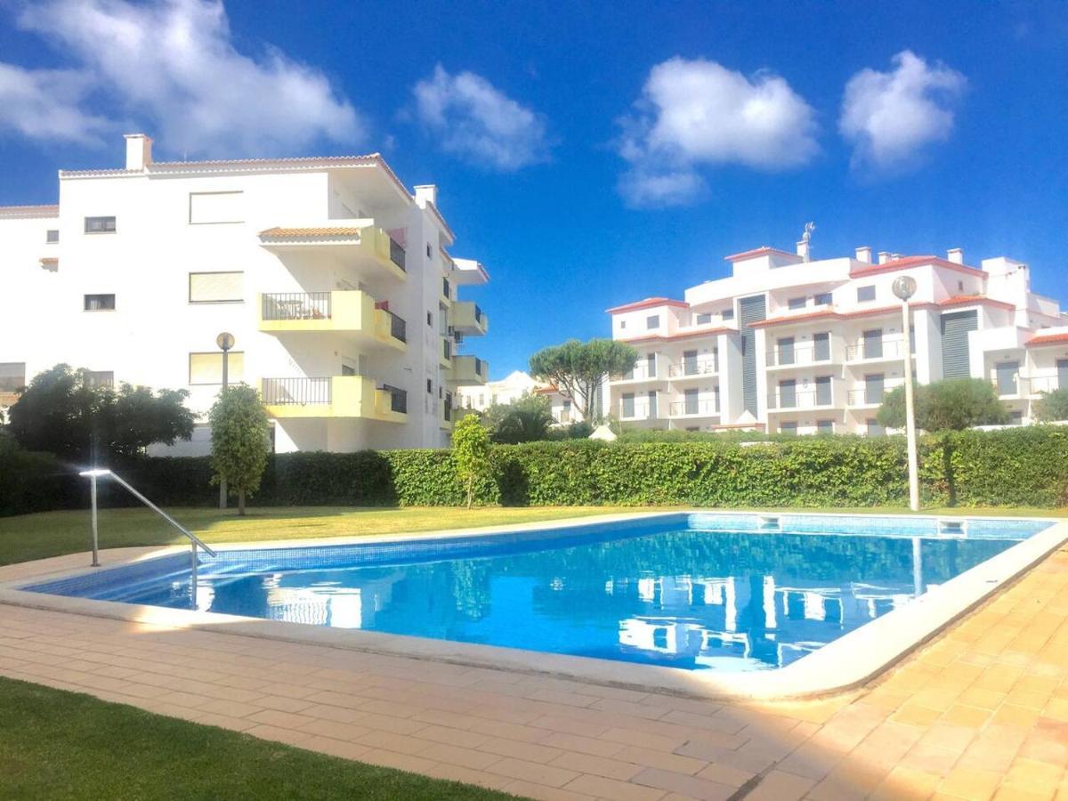 Spacious Castelo Apartamento