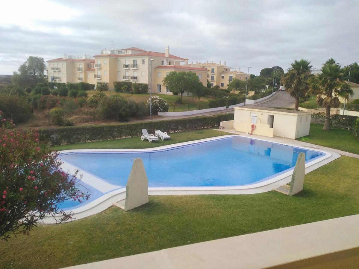 Apartamento Pool And Garden Village-near *