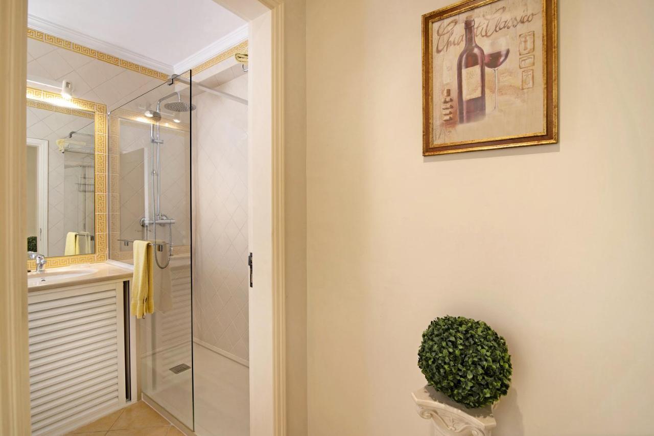 Villa Quintus Court