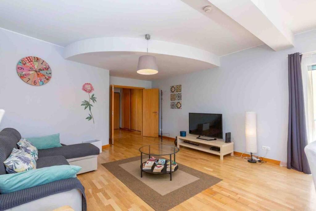 Apartamento Admirable 1 Bedroom Marina View Apt.
