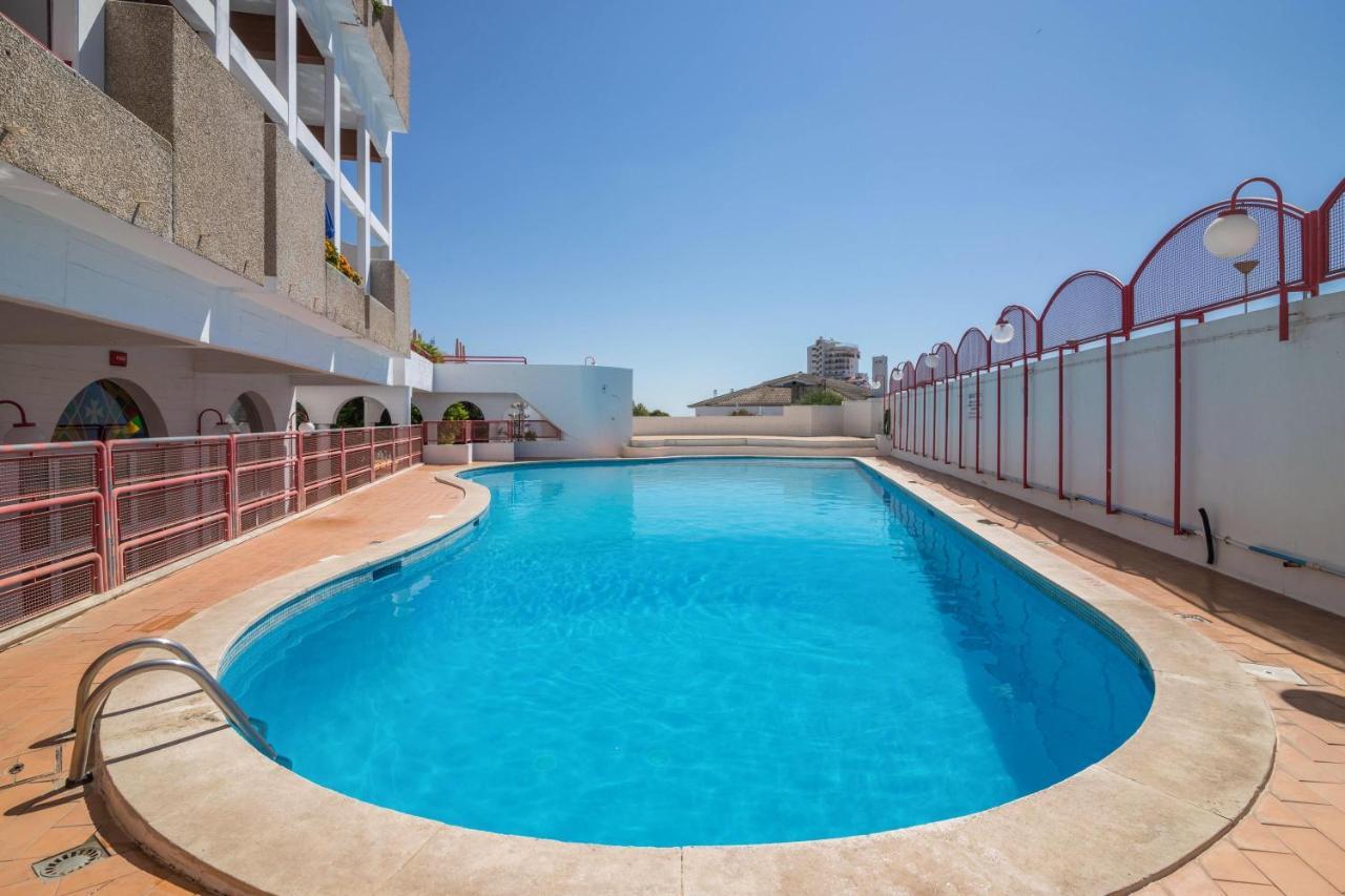 T2 Duplex Com Piscina Albufeira