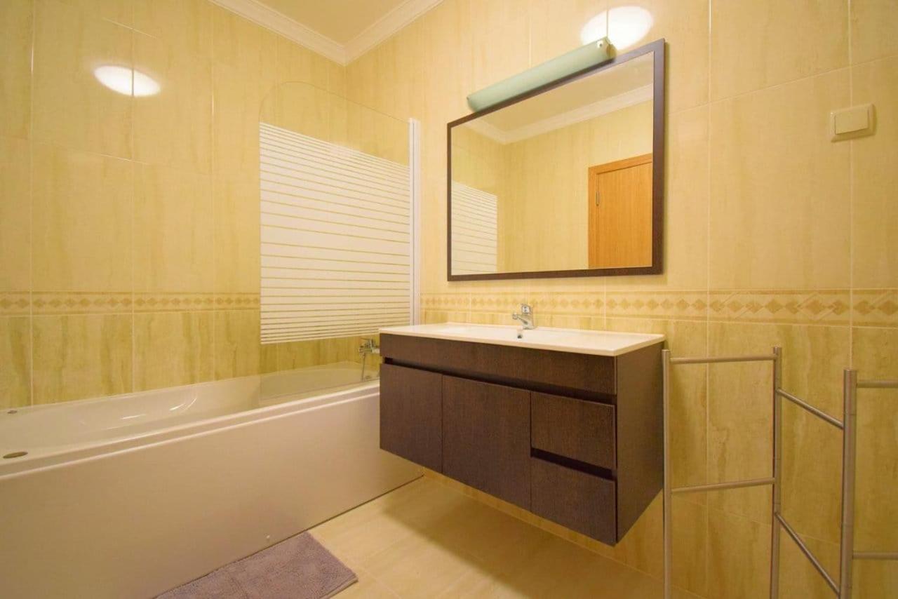 Perfect New In Albufeira