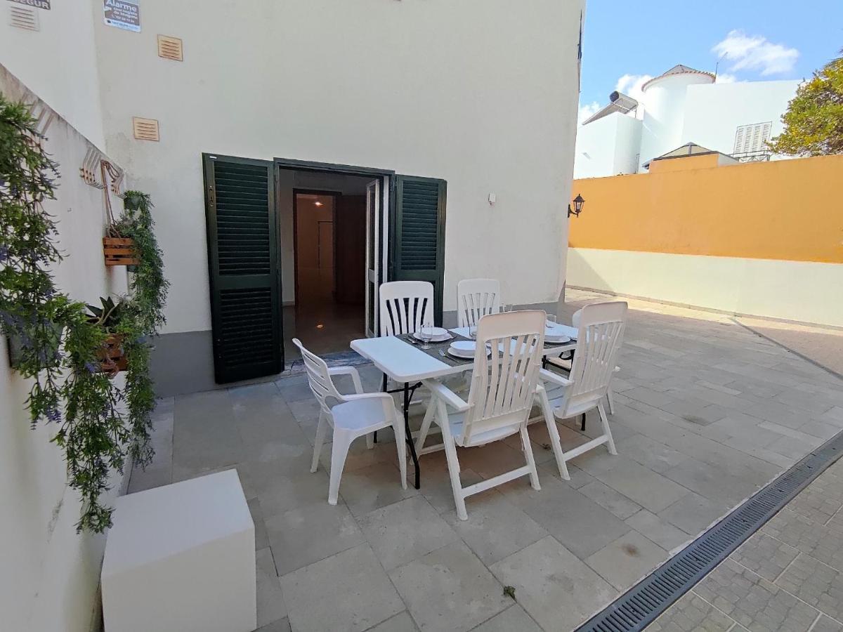 Magna Near The Strip With Bbq, Ac, Balcony, Parking, 4 Tvs And Free Wifi Villa *