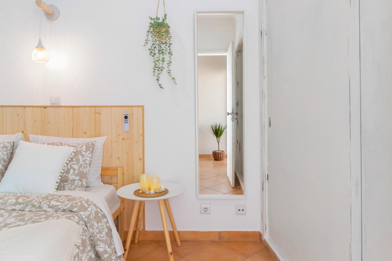 Sea & Sun Oldtown Apartment