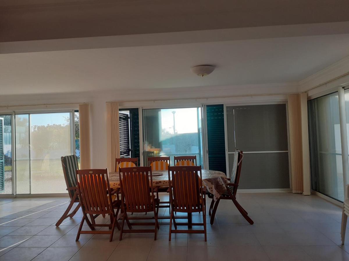 Gale 3 Storey Villa Really On The Beach