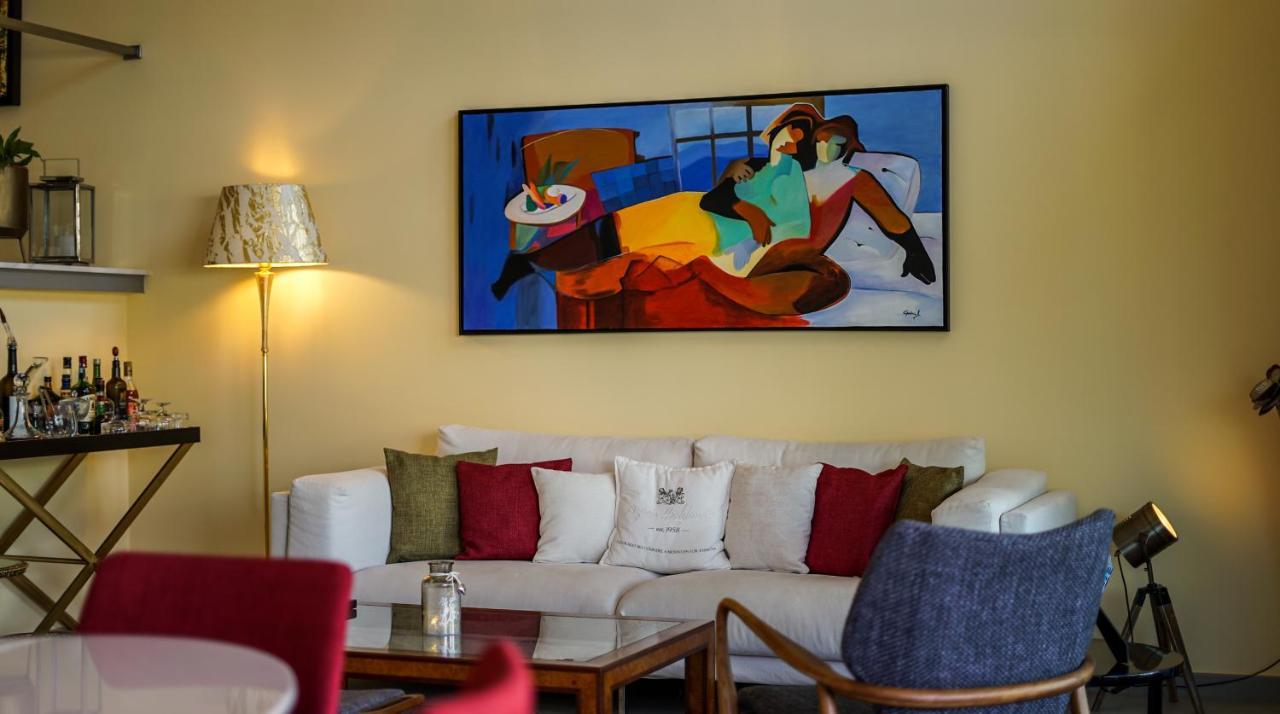 Villa Glamour House By Stay-Ici, Algarve Holiday Rental *