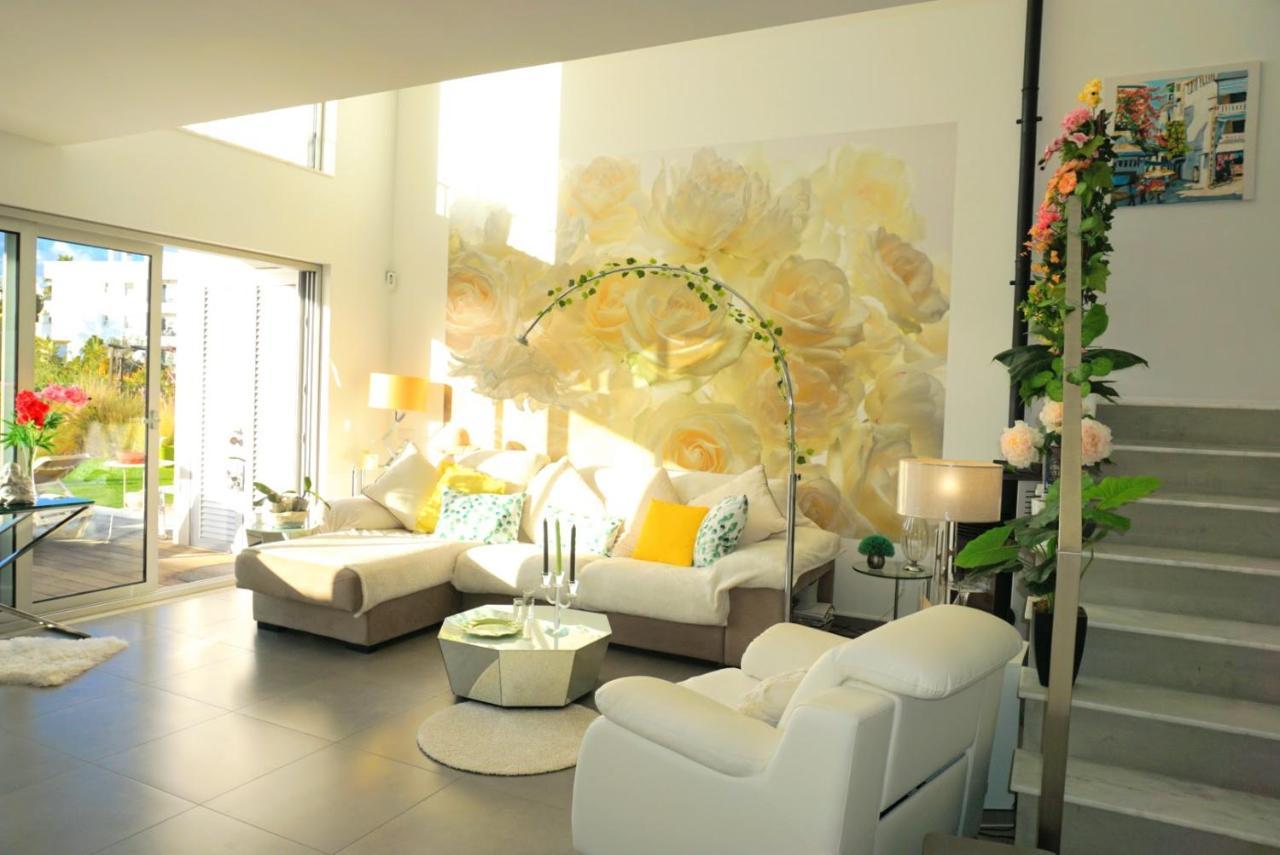 Villa Rose Design