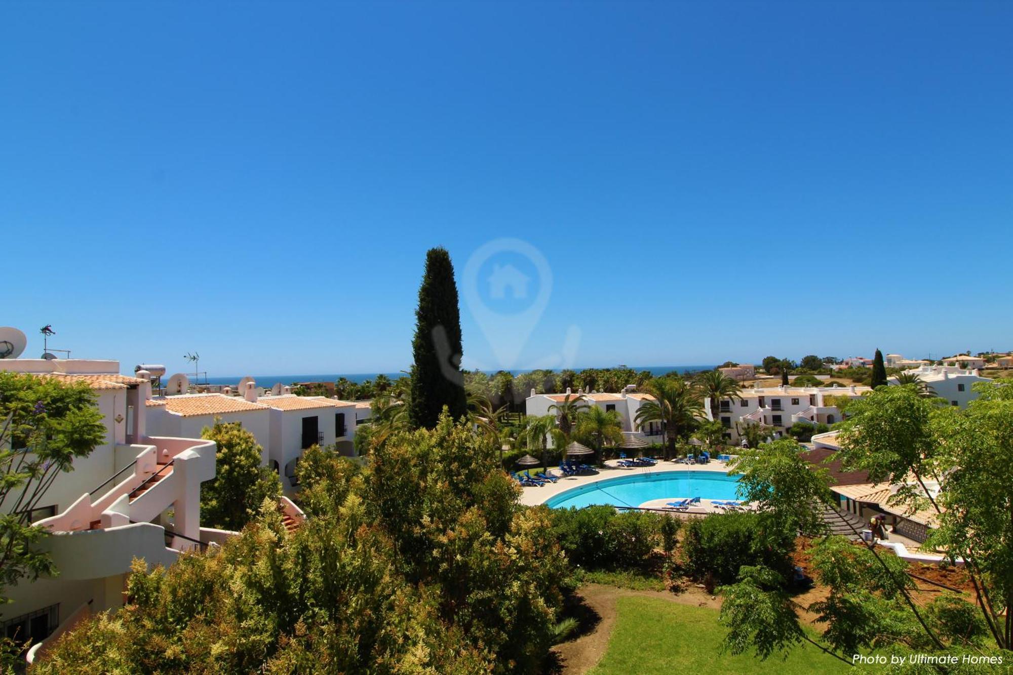 53a Sao Rafael T2 Duplex - Albufeira, Algarve *