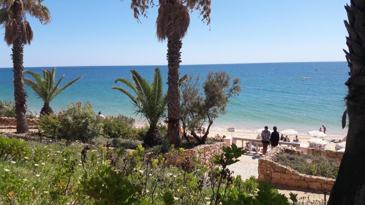 Apartment Luxurious First Floor With Balconies Overlooking Pool And Gardens. Albufeira