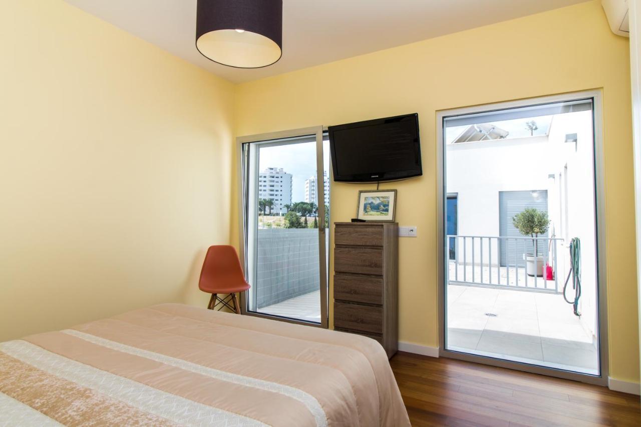 Villa Glamour House By Stay-Ici, Algarve Holiday Rental *