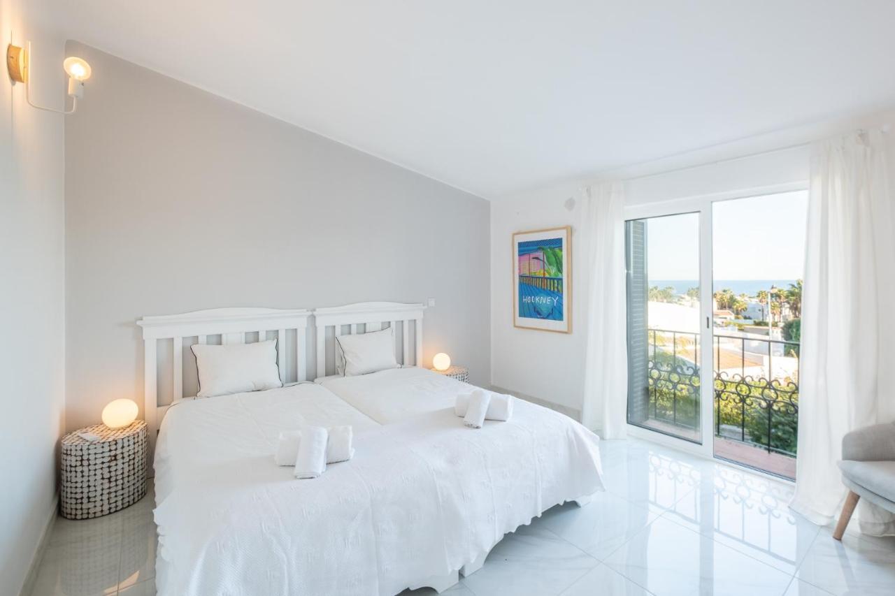 Appartement - Sleep 5 - Pool - Free Wi-fi - Air Con *