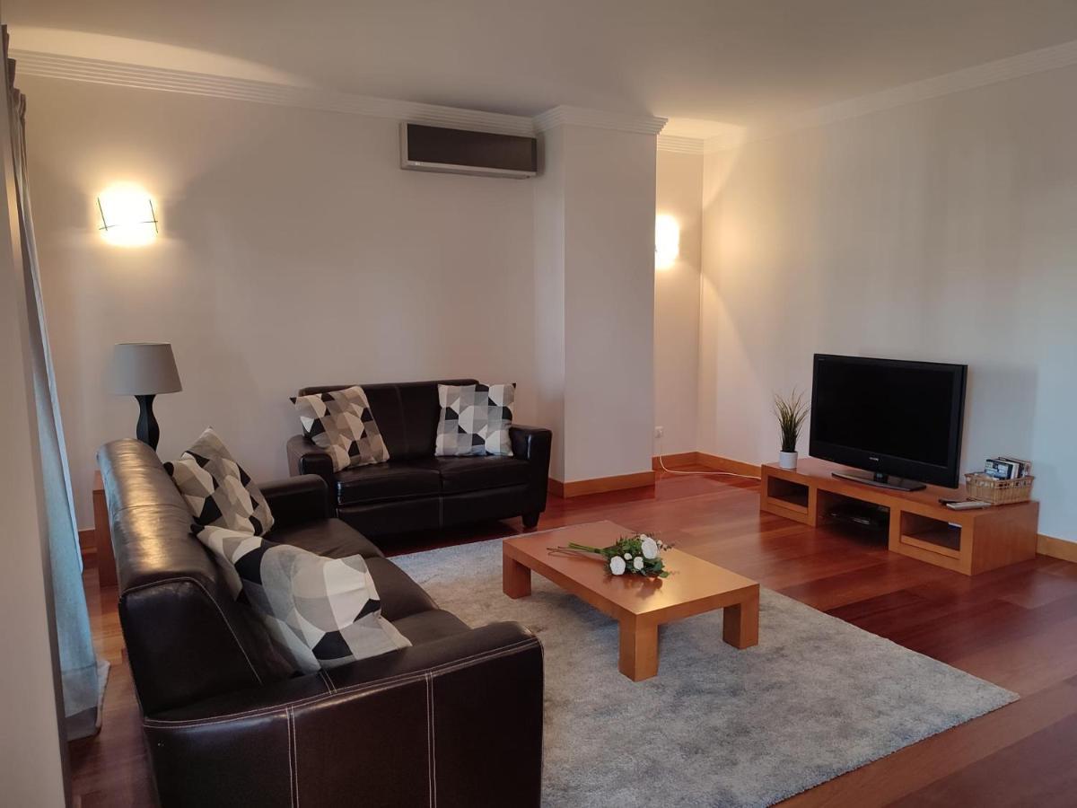 Modern With Pool By Homing Appartement *