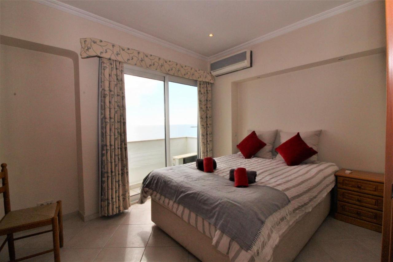 Waves View- Apartment *