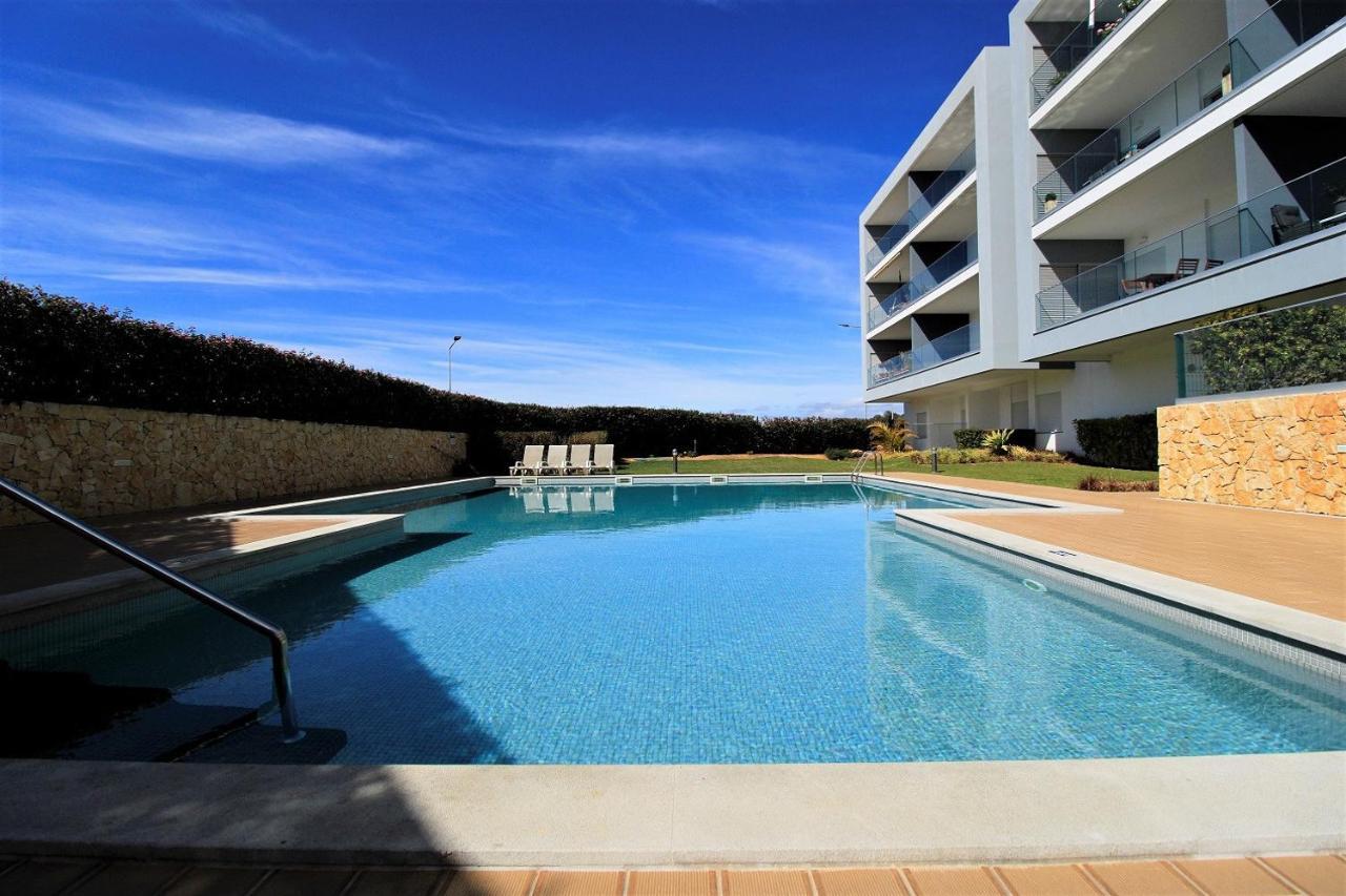 Prestige With Pool By Homing Apartamento *