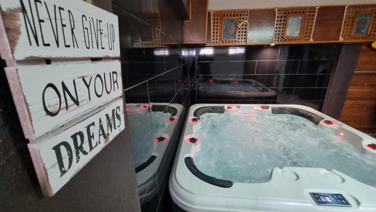 Summertime - Private Jacuzzi And Bikes, 800m